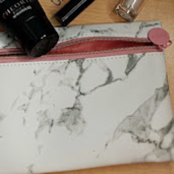 3/$10 Ipsy Glam Bag New January 2020 Clean Slate Marbled Front Zip Makeup Bag - Picture 6 of 8